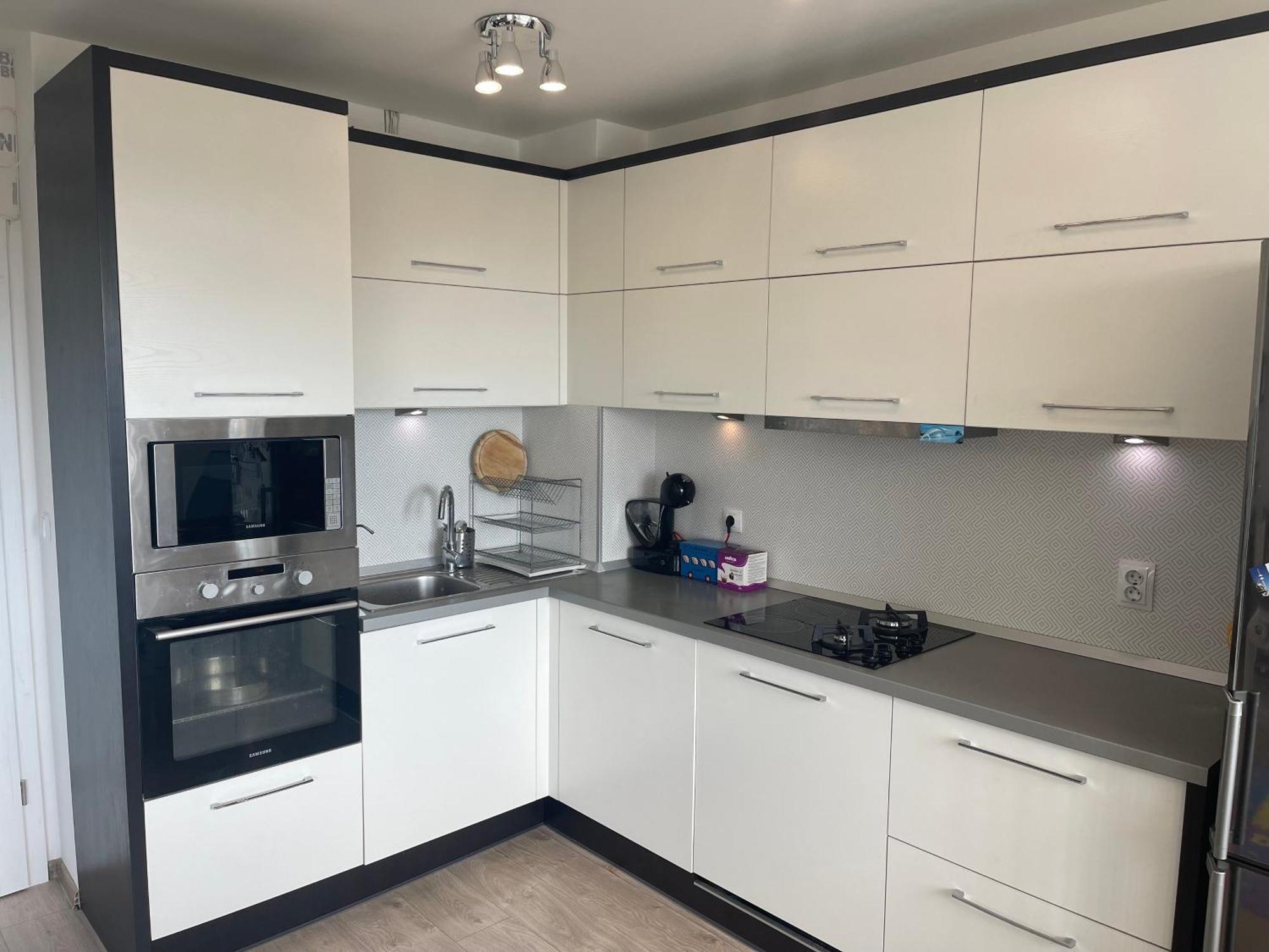 Briz Apartment; 2 Bdr; 6 Guests; Private Parking Varna Exterior photo
